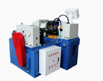 Thread rolling machine