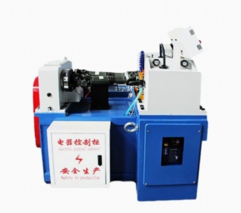 Thread rolling machine